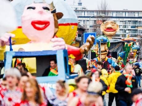 Stoet met 25 groepen moet hoogtepunt van carnavalsweekend。